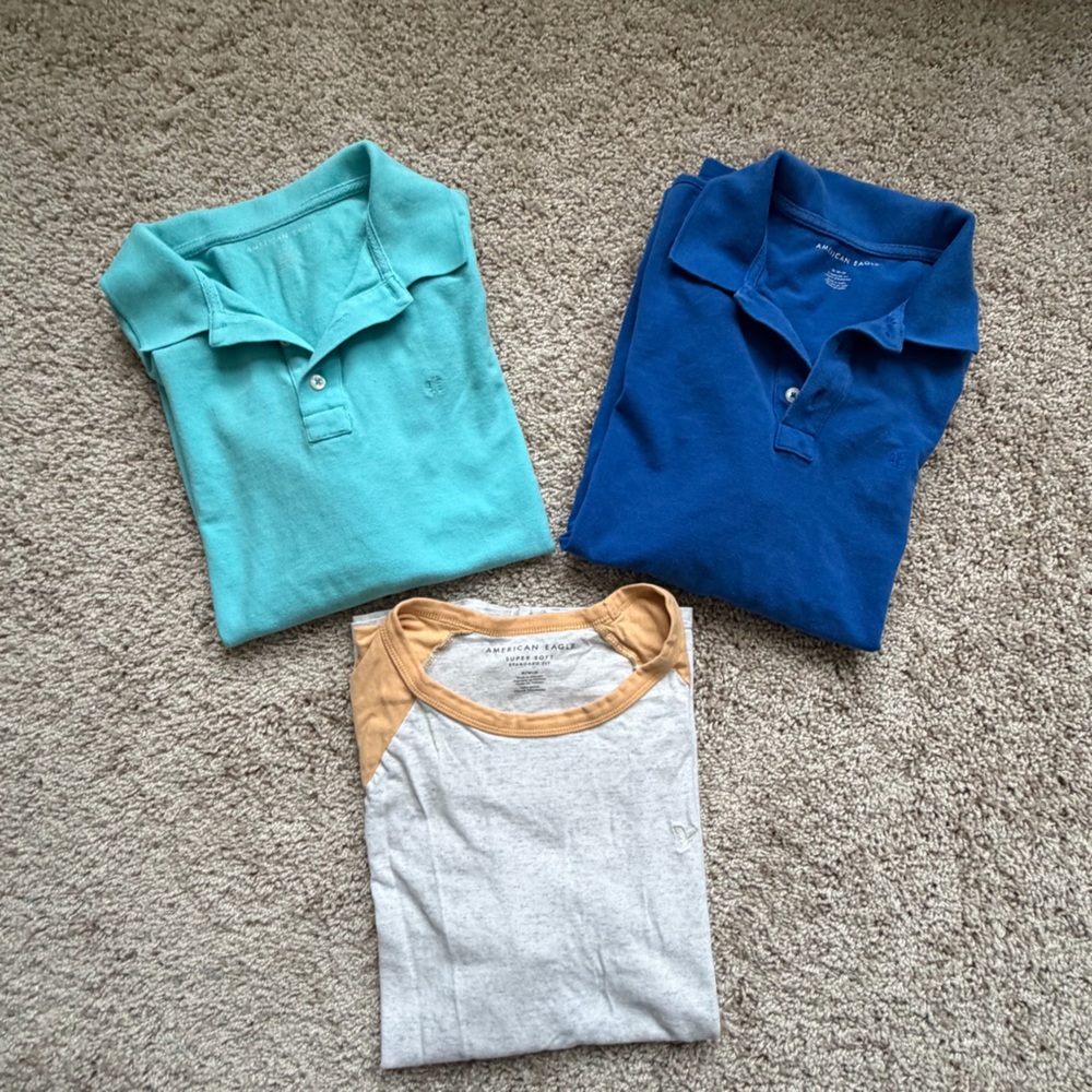 Set of 3 American Eagle Shirts, 2 Polos, 1 Super Soft Colorblock Baseball Tee, M